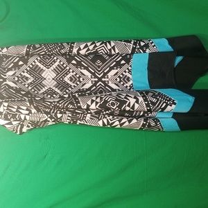 Black white strike shirt